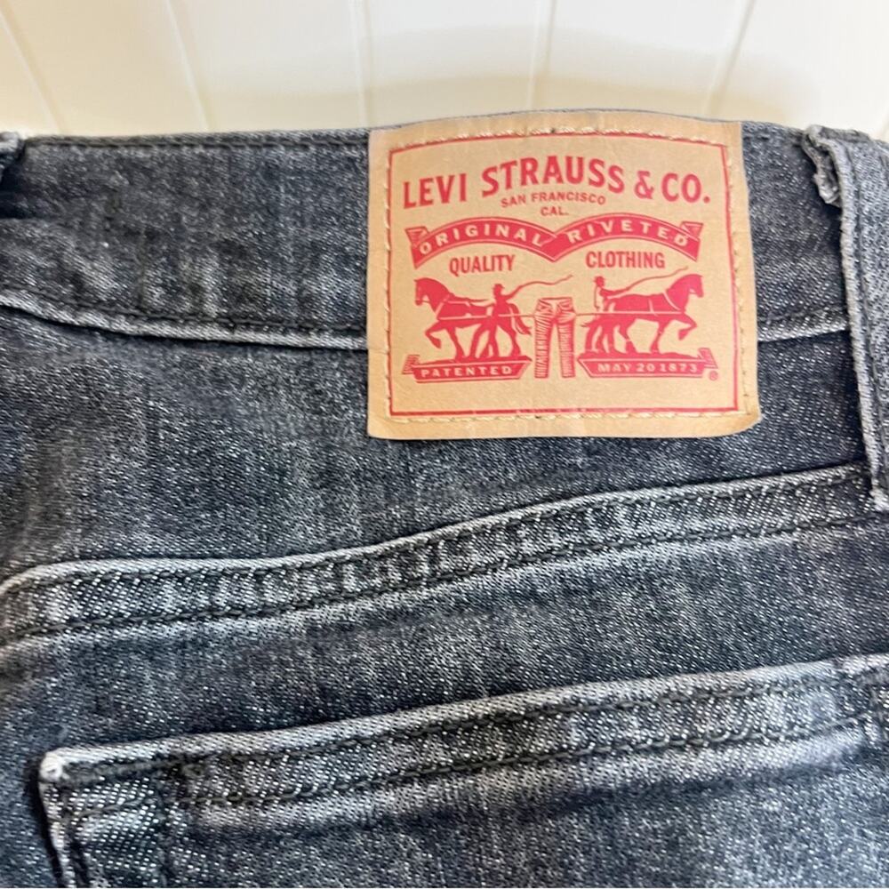 Levi's Wedgie Raw Hem Skinny Jeans Charcoal/Faded Black Size 27 - Picture 16 of 16